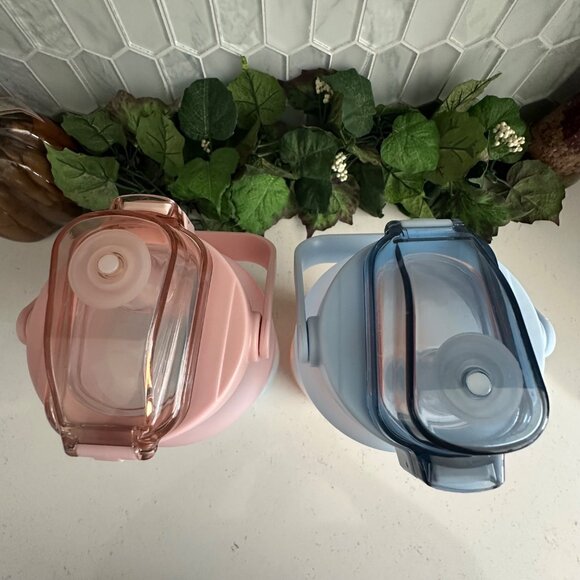 2-Pack Gradient Motivational Water Bottles With Time Markers & Flip Lids 64oz BP - Picture 4 of 5